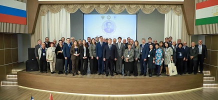 Архив Президента выступил на международном форуме в Душанбе фото галереи 2